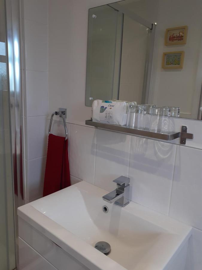 Safe Haven 1 Bed Bungalow Peacehaven Buitenkant foto